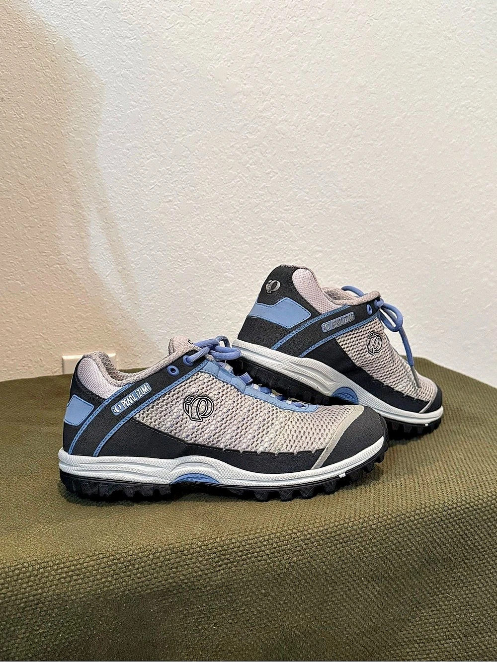 Pearl Izumi Women's X-Alp Canyon MTB Shoes Gray & Blue EU 42